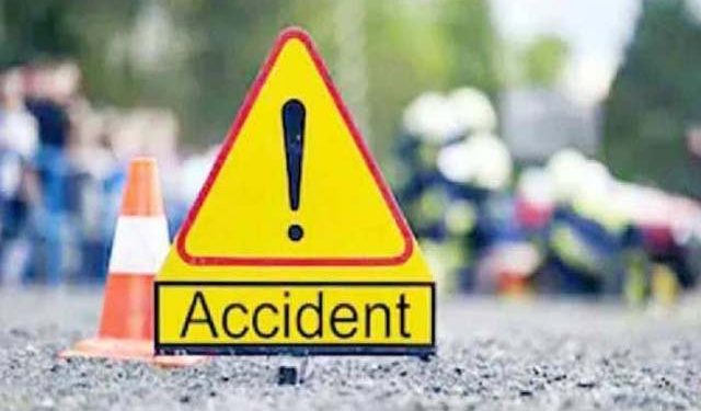 तेज रफ्तार आज्ञात वाहन ने स्कूटी सवार को कुचला, युवक की दर्दनाक मौत