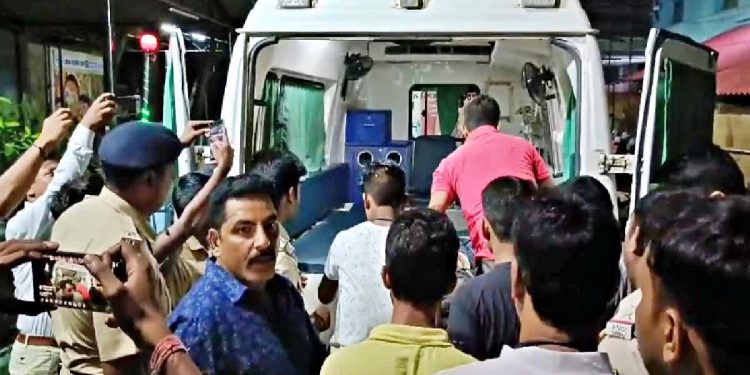 सीतामढ़ी में ट्रक और टेम्पो की भीषण टक्कर में बच्ची समेत 3 की मौत, 6 लोग गंभीर रूप से घायल