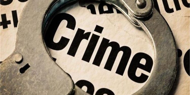 बिहार के सारण में पेट्रोल पंप से लूट करने वाले 2 अपराधी गिरफ्तार, दो देशी पिस्तौल और 4 कारतूस सहित अन्य सामान बरामद