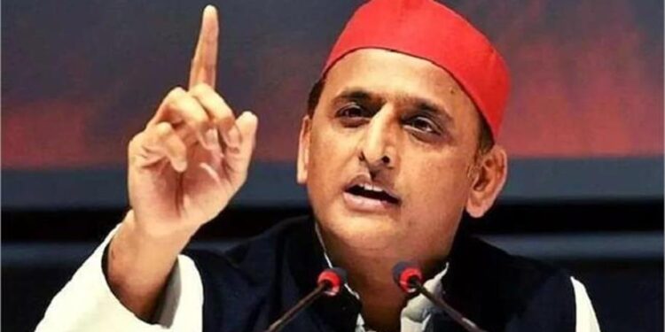 सपा सांसद सुमन पर हमले को लेकर अखिलेश ने भाजपा पर साधा निशाना, कहा- दलितों की आवाज कुचल रही सरकार