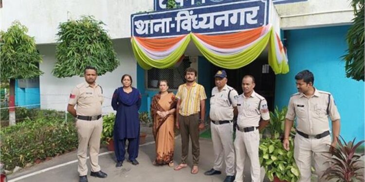 इंजीनियर का खौफनाक खेल! पत्नी को पीटकर उतारा मौत के घाट, इस बात से था नाराज