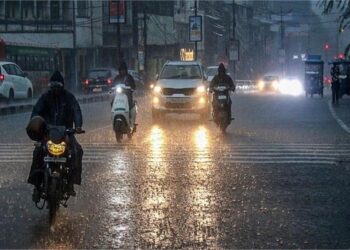 दिल्ली-NCR में अगले 2 दिनों तक झमाझम बारिश की संभावना, IMD ने जारी किया येलो अलर्ट