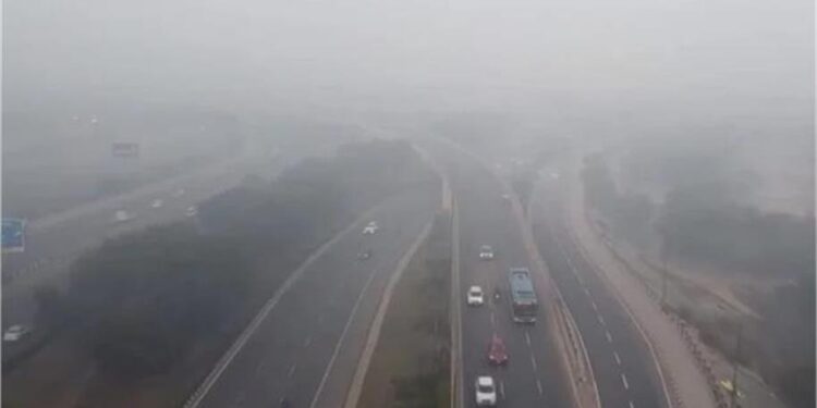 दिल्ली- NCR ने ओढ़ी धुंध की चादर, IMD ने मौसम को लेकर जारी किया पूर्वानुमान, बताया कब बढ़ेगी ठंड