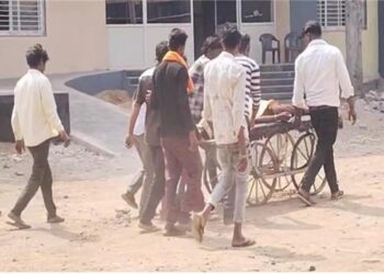 पिता ने बच्चों के लिए खरीदे नए कपड़े बने कफन…दिवाली पर बेटे की मौत से मिला कभी न भूलने वाला गम