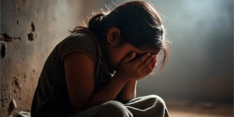 छात्रा के साथ अमानवीय व्यवहार करने पर प्रिंसिपल पर केस दर्ज, बुखार के कारण होमवर्क नहीं कर पाए थी बच्ची