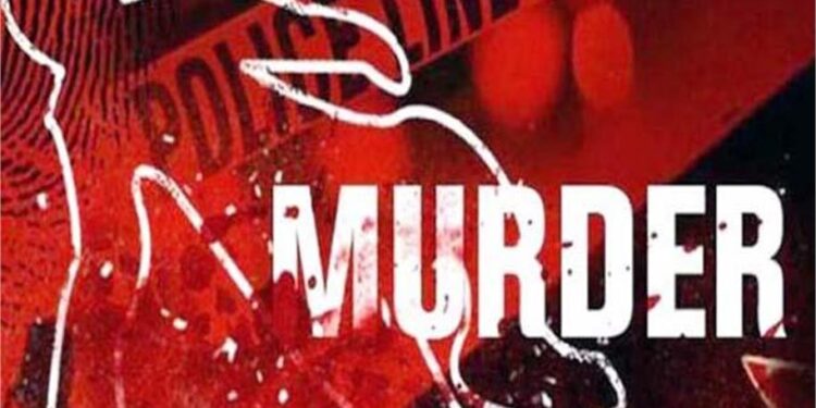 कुशीनगर में जमीनी विवाद में एक व्यक्ति की हत्या, पुलिस बल तैनात